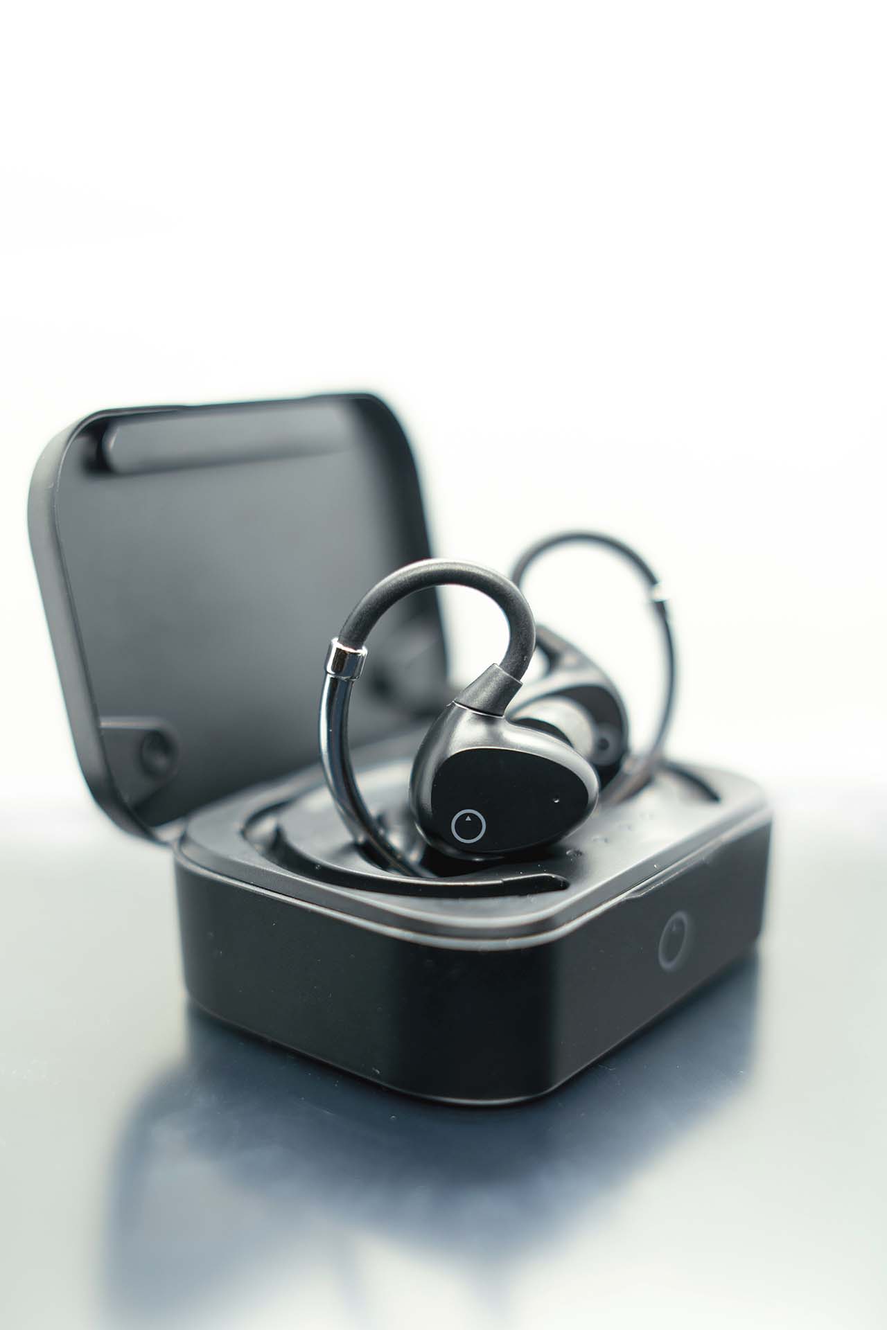 eoz audio headphones earphones high quailty earphones bluetooth in ear