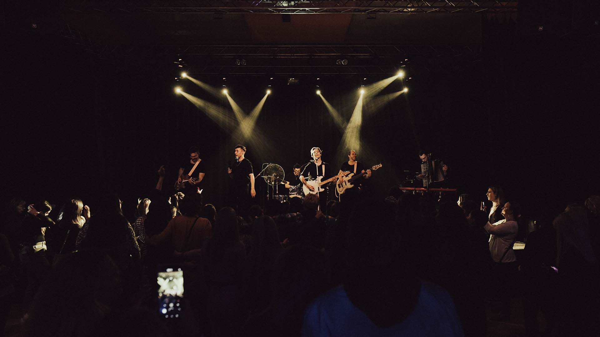 radio net fm maribor festivalna dvorana lent koncert bql