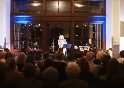 bistro švicarija koncert alenka godec tivoli ljubljana