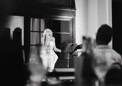 bistro švicarija koncert alenka godec tivoli ljubljana