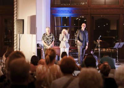 bistro švicarija koncert alenka godec tivoli ljubljana