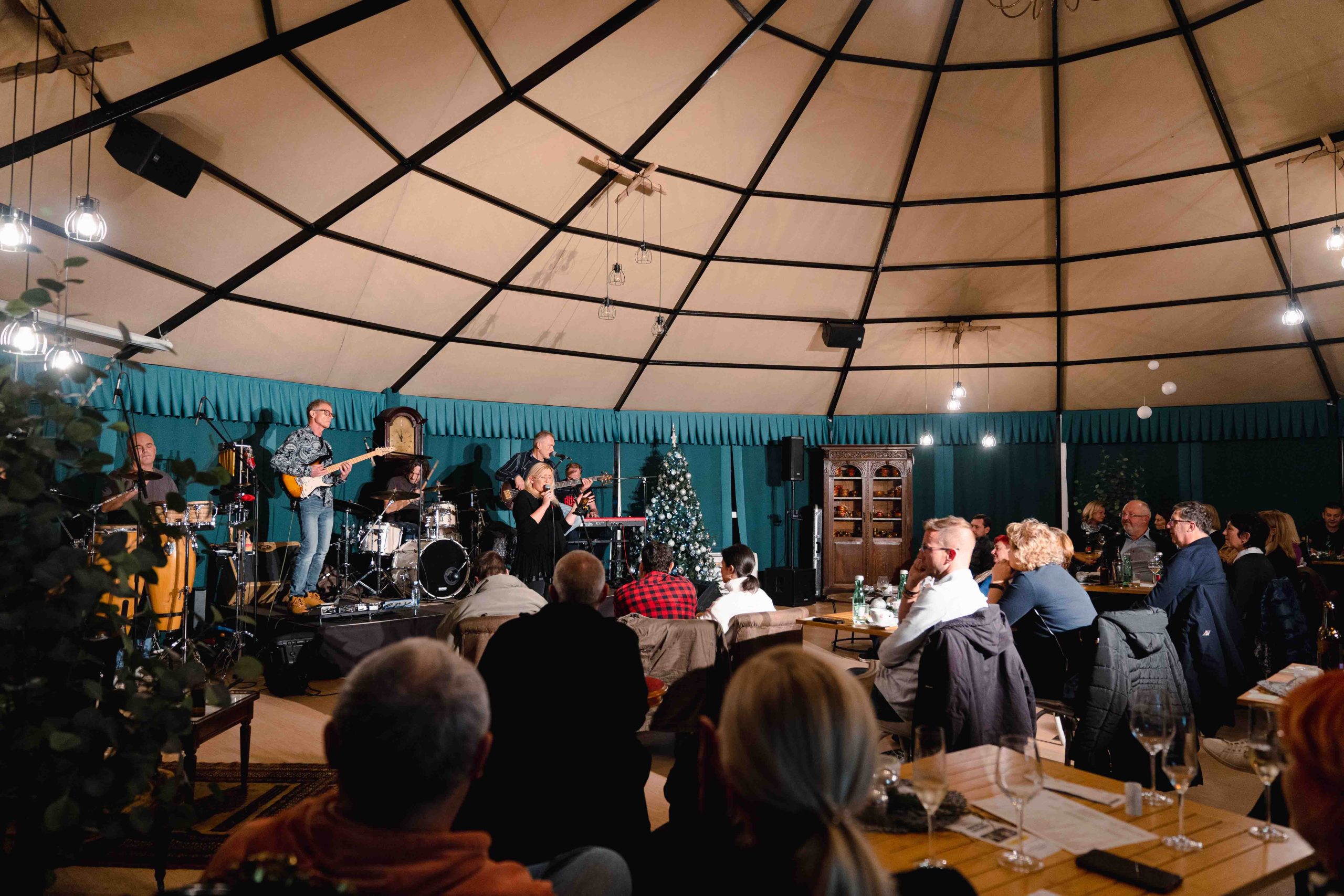 skupina panda legende koncert ruska dača zimzelene radomlje